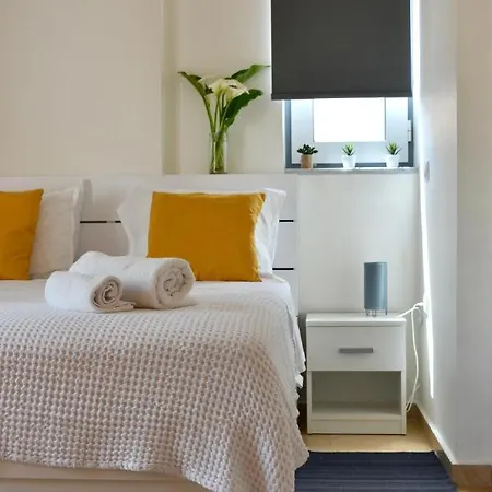 Chania Sweet Apts *