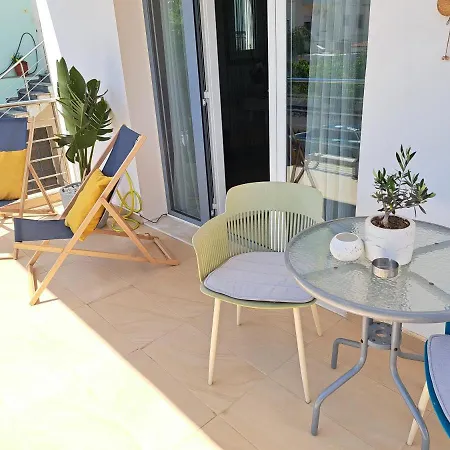 Chania Sweet Apts *